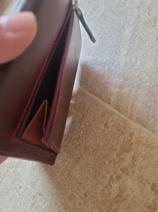 Portafogli in pelle rossa