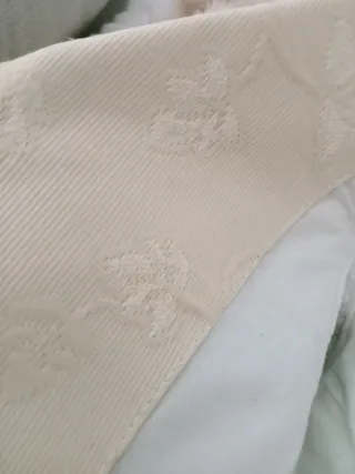 Traje de torreti niño verde y beige.