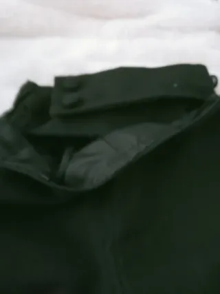 Traje de torreti niño verde y beige.