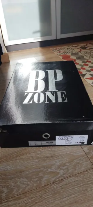 Stivali alti in pelle nera