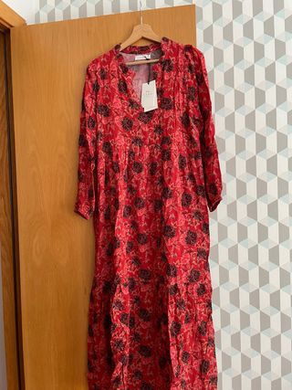 Vestido maxi estampado floral rojo