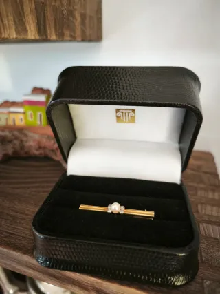 Broche oro perla y diamantes