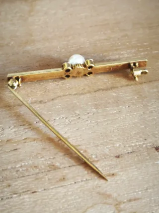 Broche oro perla y diamantes