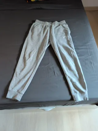 Pantalón chándal Nike Gris