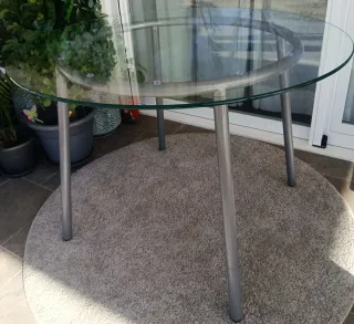 Mesa redonda cristal metal salón exterior terraza