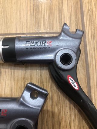 2 Manetas Avid Elixir CR