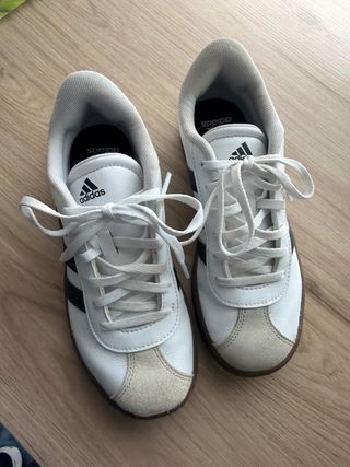 Nuove scarpe Adidas per bambini