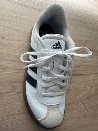 Nuove scarpe Adidas per bambini