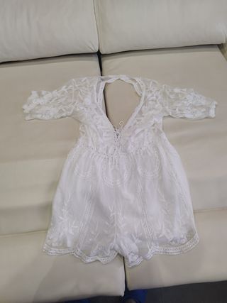 Mono corto encaje blanco