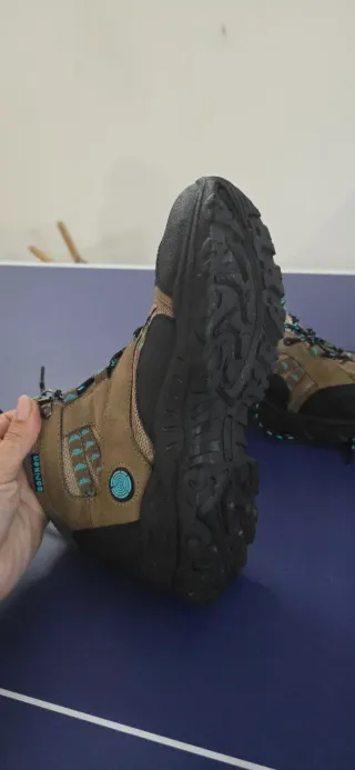 Botas senderismo talla 39 sin usar