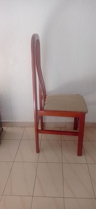 Sillas de comedor de madera.Precio unitario (6 Ud)