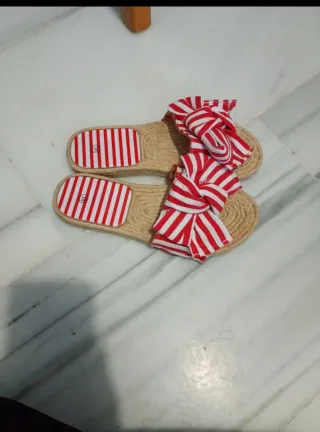 Alpargatas con lazo rayas rojas talla 38