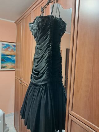 Abito da sera in raso nero