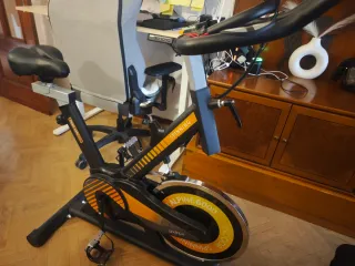 Bicicleta Spinning Indoor Alpine 6000
