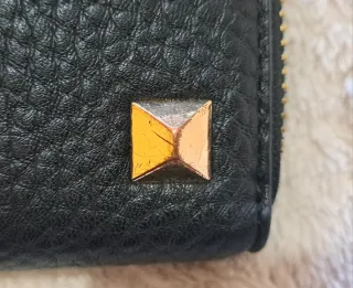 Portafoglio Liu Jo nero con borchie oro