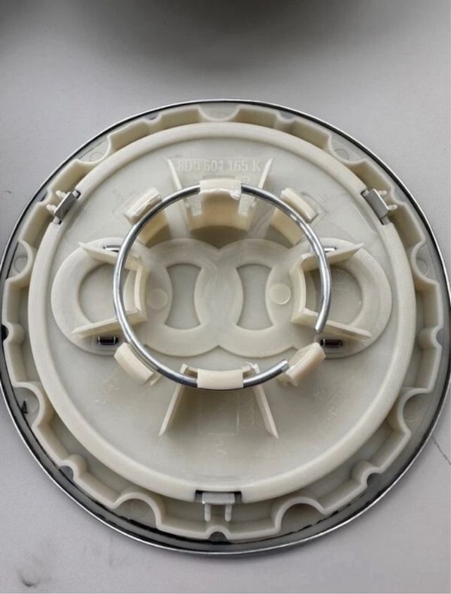 1 Tapabuje Audi 146mm modelo RS4 old