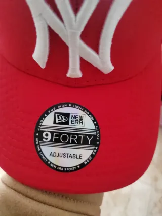 Gorro New Era NY Yankees Rojo Ajustable
