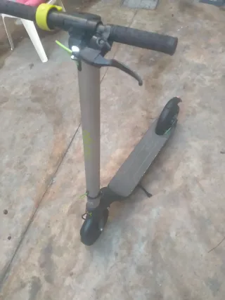 Patinete Eléctrico Cecotec Bongo