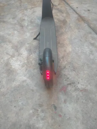 Patinete Eléctrico Cecotec Bongo