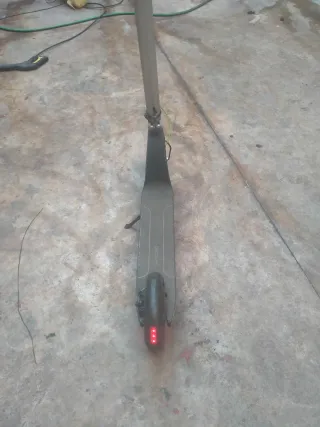 Patinete Eléctrico Cecotec Bongo