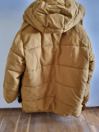 Anorak Canguro Pull&Bear Amarillo Talla M