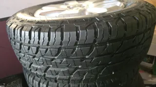 Llantas Volkswagen Multivan T5.. venta en persona