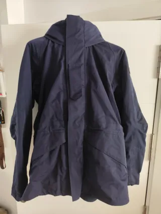 Chaquetón Gore-Tex azul con forro polar extraíble