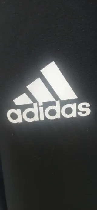 Giacca a vento Adidas nera con cappuccio nuova