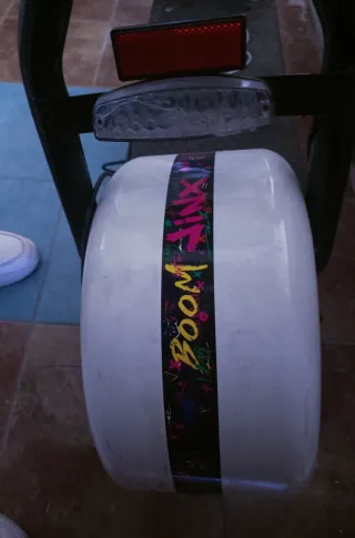 Escúter Eléctrico Gran Scooter