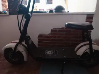 Escúter Eléctrico Gran Scooter