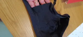 Sujetador post-operatorio negro.