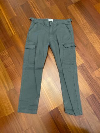 Pantalón cargo verde