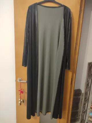 Casaca terciopelo, mujer.