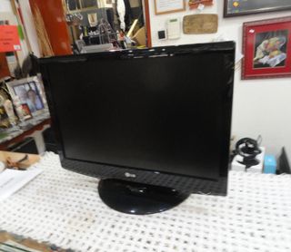 Schermo LG 3000 per PC/TV