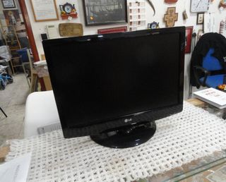 Schermo LG 3000 per PC/TV