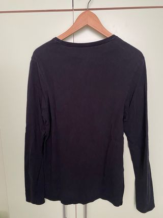 Camiseta Guess manga larga negra