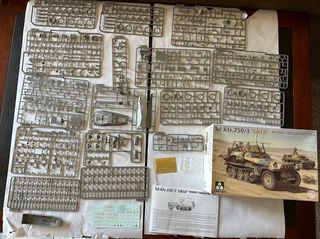 Maqueta Sd.Kfz 250/3 “GREIF” Rommel Command Takom