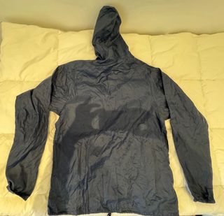 Chubasquero Impermeable azul con capucha
