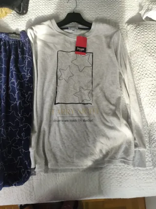 Pijama Diqol estrellas de terciopelo varios colore