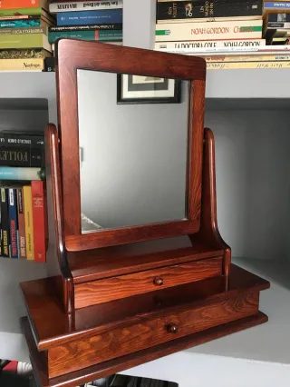 Espejo joyero de madera con cajones