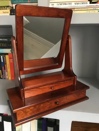 Espejo joyero de madera con cajones