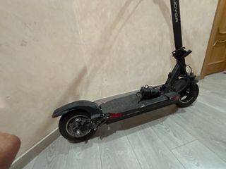 Patinete Joyor Y10 con cargador