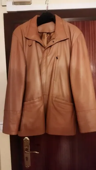 Chaquetón de piel hombre marrón