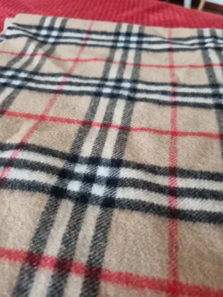 Bufanda Burberry Clásica Tartán Beige