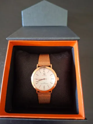 Orologio Marea donna dorato. Mai usato.