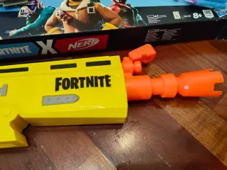 Lanzador Nerf Fortnite AR-L