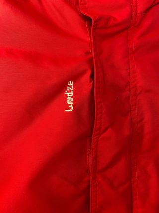 Chaqueta de nieve infantil roja