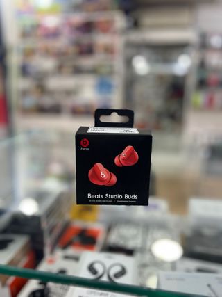 Beats Studio Buds - Auricolari in-ear Rosso