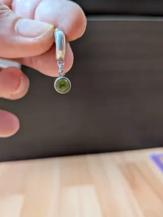Pendientes plata con piedra olivina