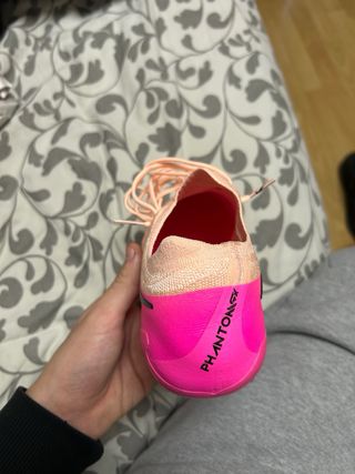 Botas de fútbol Nike Naranja y Rosa